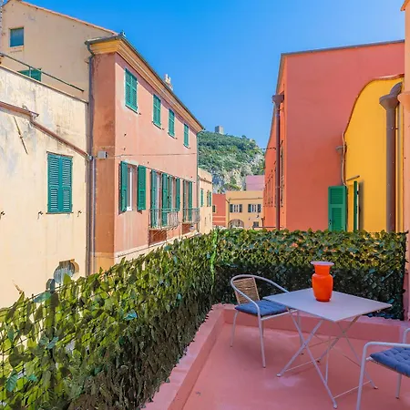 Appartement The Beach One - 40 Mt From The Sea - Dolcevita Italian Lifestyle - Saracen Village Varigotti Varigotti